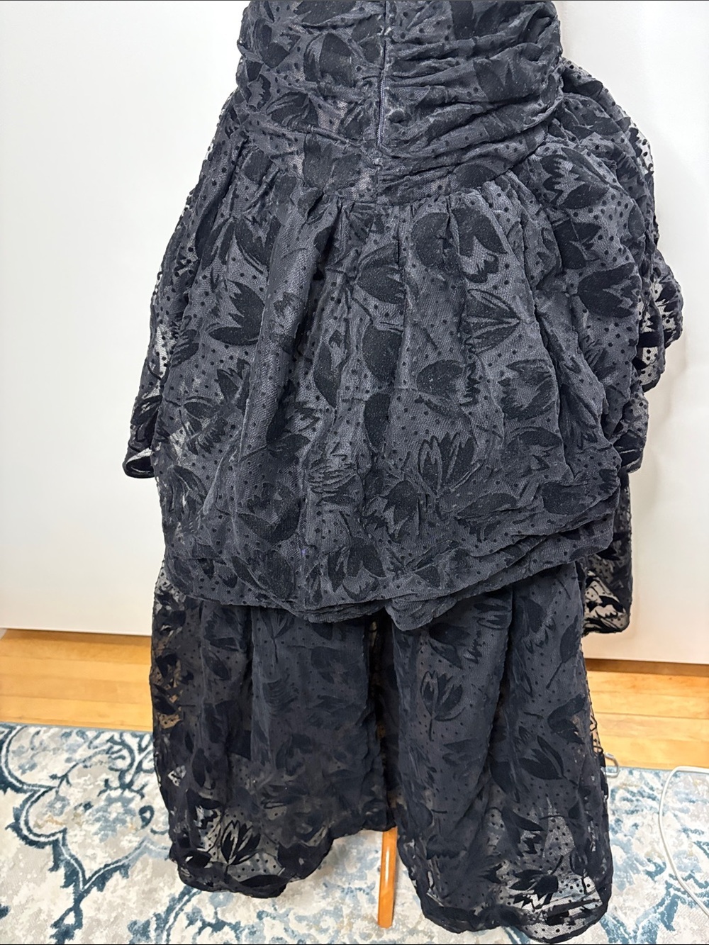 Vintage 1980 Arnold Scaasi Boutique Black Flocked Tulle Off-Shoulder Ball Gown 8 - Picture 10 of 16